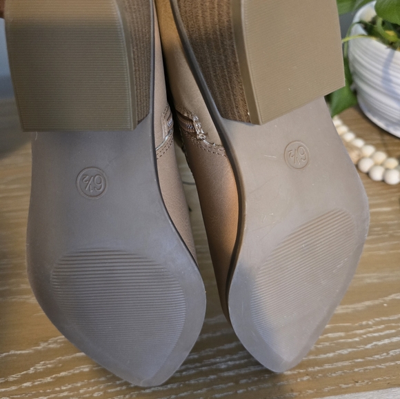 SOLD - Picture 10 of 10